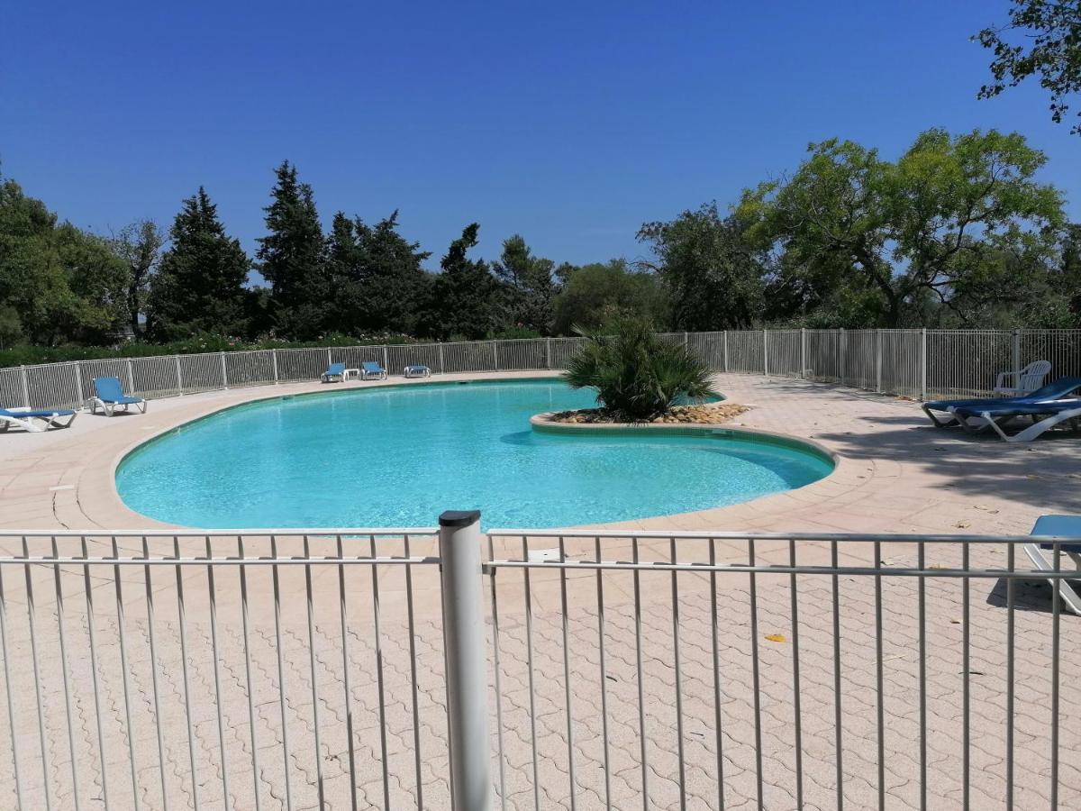 Le Clos De Сен-Глф Экстерьер фото